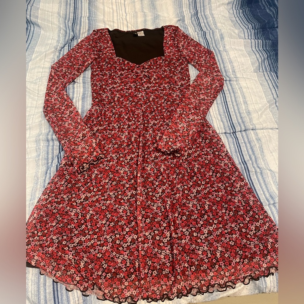 HM longsleeves dress.